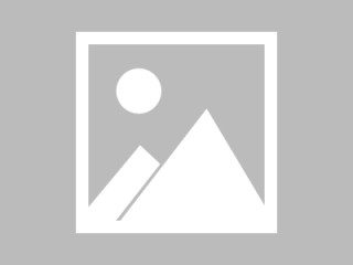 广东深圳：大梅沙海滨公园吸引游客