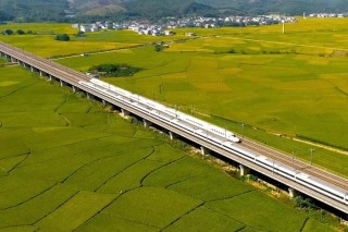 新华全媒+｜坐着高铁看中国 穿越5000年中华文明