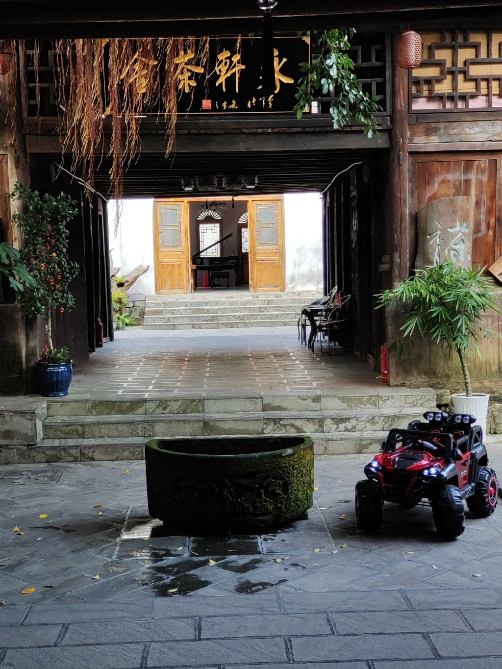 贞丰古城:新垣旧梦间的商脉与烟火 第7张 贞丰古城:新垣旧梦间的商脉与烟火 第7张